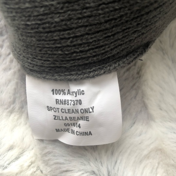 Poler Zilla Pom Beanie Cyclops Eye Jacquard Knit - Picture 6 of 7